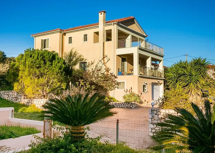 ヴィラ Belle Helens Villa, Lakithra アルゴストリオン